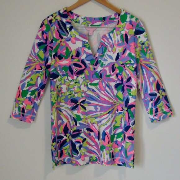Lilly Pulitzer Tops - Lilly Pulitzer Floral Tunic Top V-neck Stretchy Purple Pink Green Blue Small
